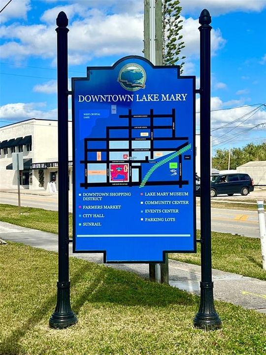 待售: $599,900 (0.19 acres)