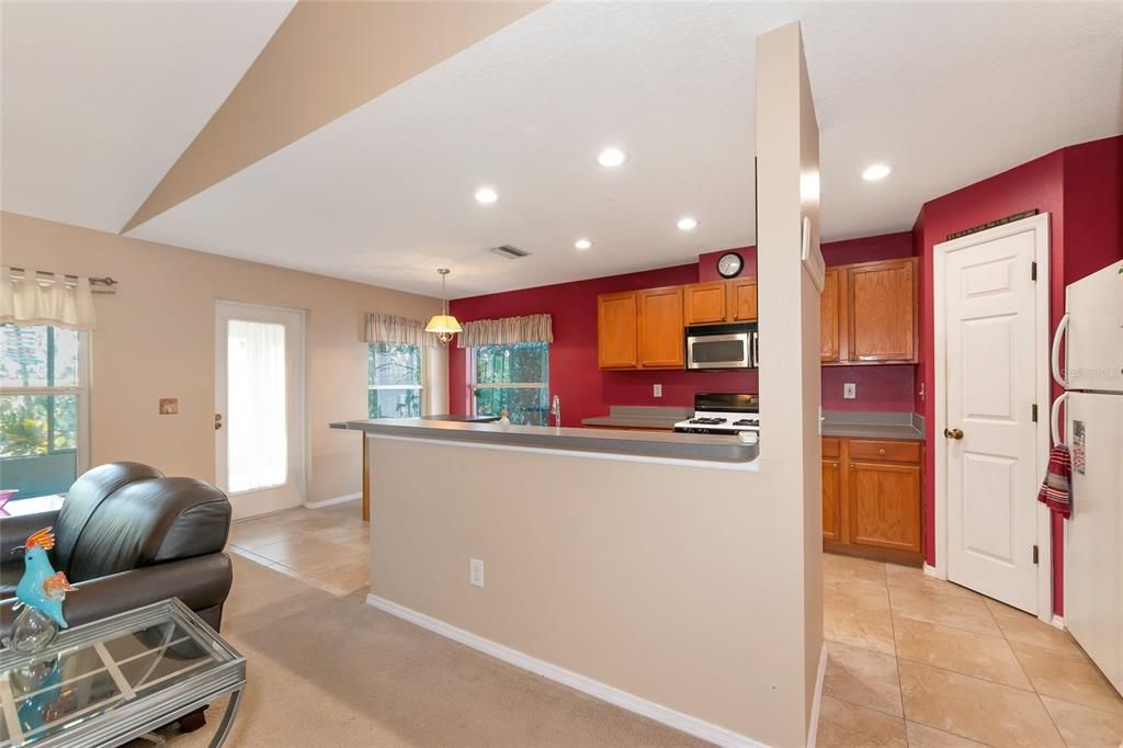 待售: $320,000 (3 贝兹, 2 浴室, 1601 平方英尺)