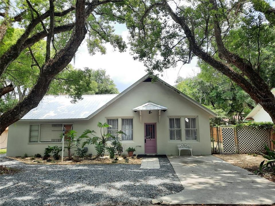 合同活跃: $389,900 (3 贝兹, 0 浴室, 1434 平方英尺)