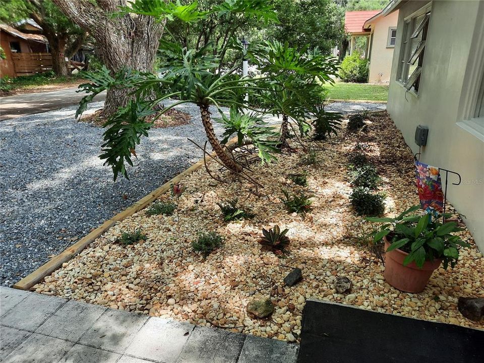 合同活跃: $389,900 (3 贝兹, 0 浴室, 1434 平方英尺)