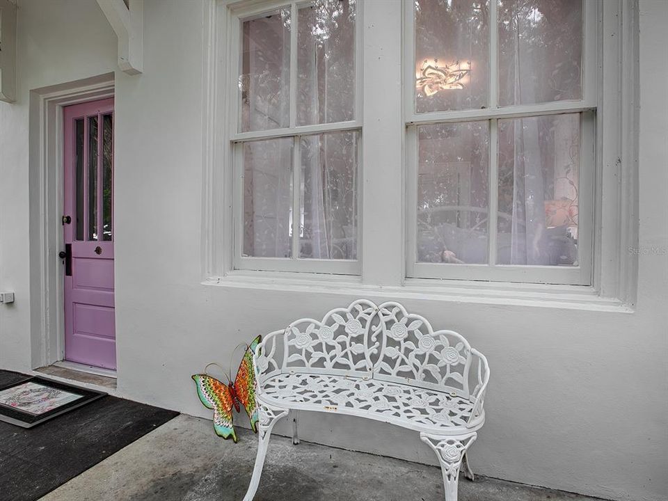 合同活跃: $389,900 (3 贝兹, 0 浴室, 1434 平方英尺)