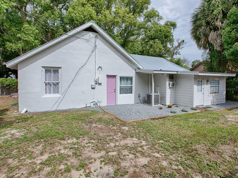 合同活跃: $389,900 (3 贝兹, 0 浴室, 1434 平方英尺)