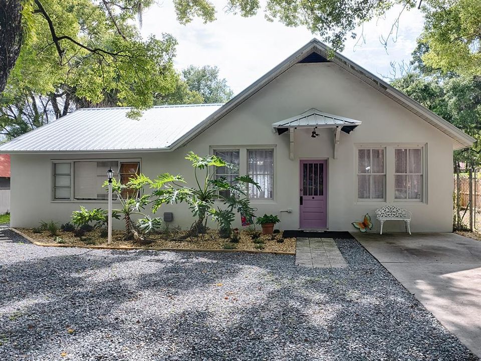 合同活跃: $389,900 (3 贝兹, 0 浴室, 1434 平方英尺)