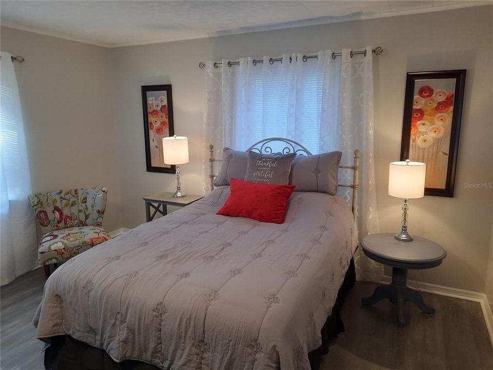 合同活跃: $389,900 (3 贝兹, 0 浴室, 1434 平方英尺)