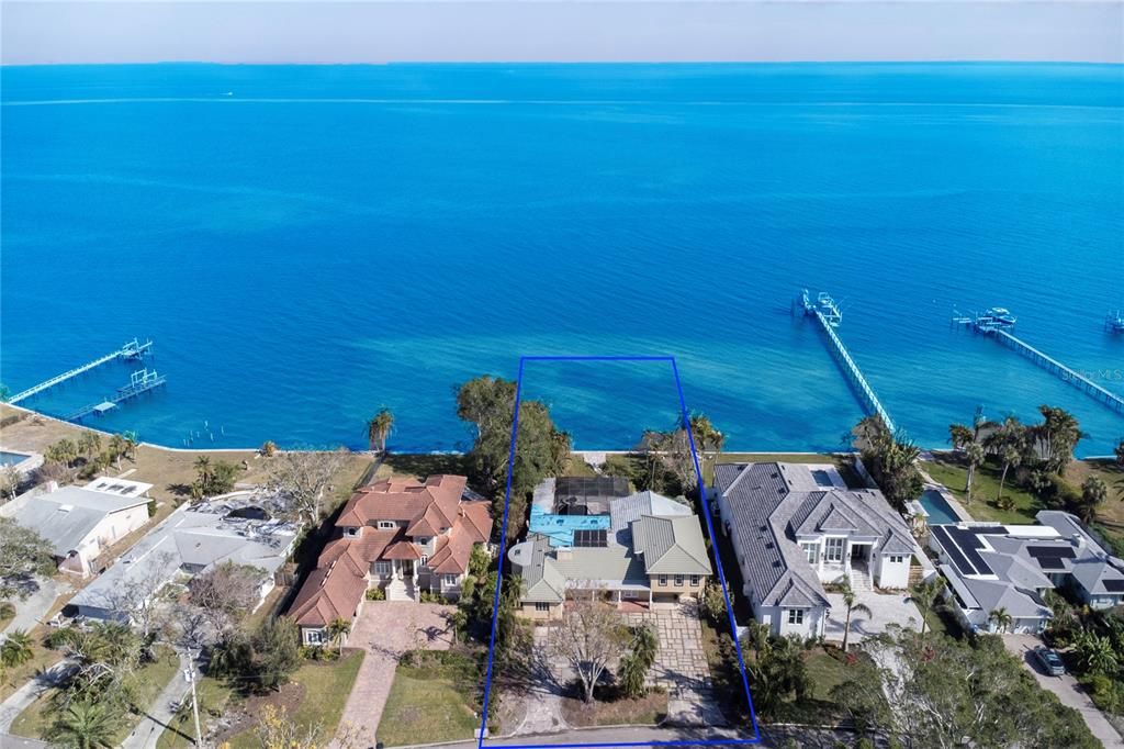 For Sale: $1,750,000 (5 beds, 4 baths, 4561 Square Feet)