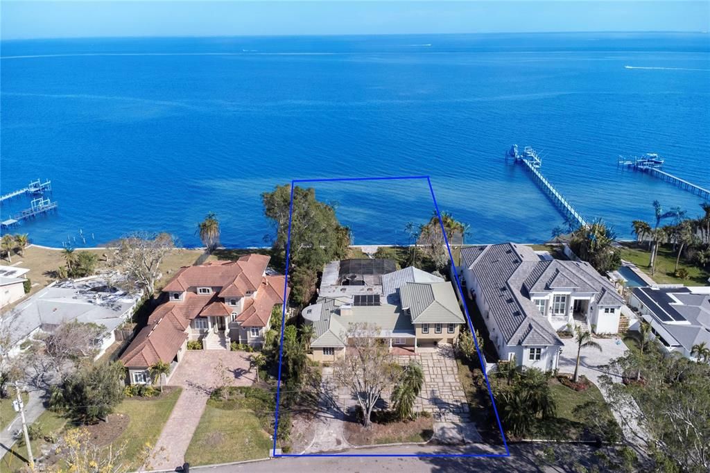 For Sale: $1,750,000 (5 beds, 4 baths, 4561 Square Feet)