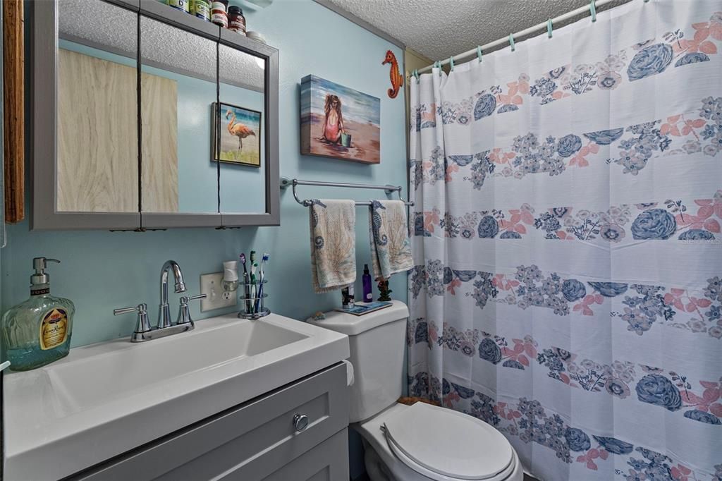 En Venta: $155,000 (3 camas, 2 baños, 1124 Pies cuadrados)