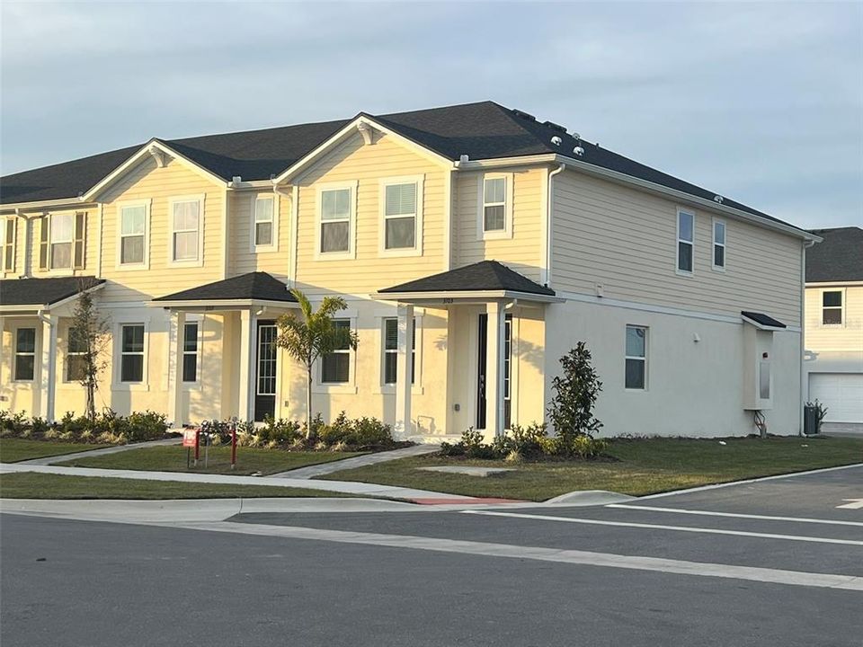 Recientemente alquilado: $2,650 (4 camas, 2 baños, 1678 Pies cuadrados)