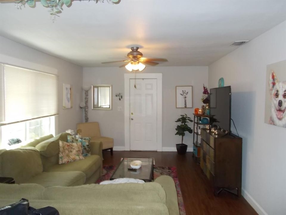 For Sale: $416,000 (4 beds, 0 baths, 1512 Square Feet)