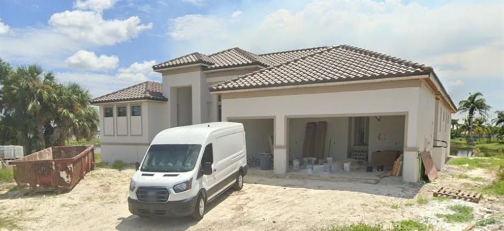 Vendido Recientemente: $663,200 (4 camas, 2 baños, 2424 Pies cuadrados)