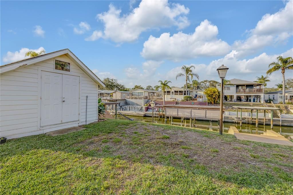 合同活跃: $410,000 (2 贝兹, 2 浴室, 1176 平方英尺)