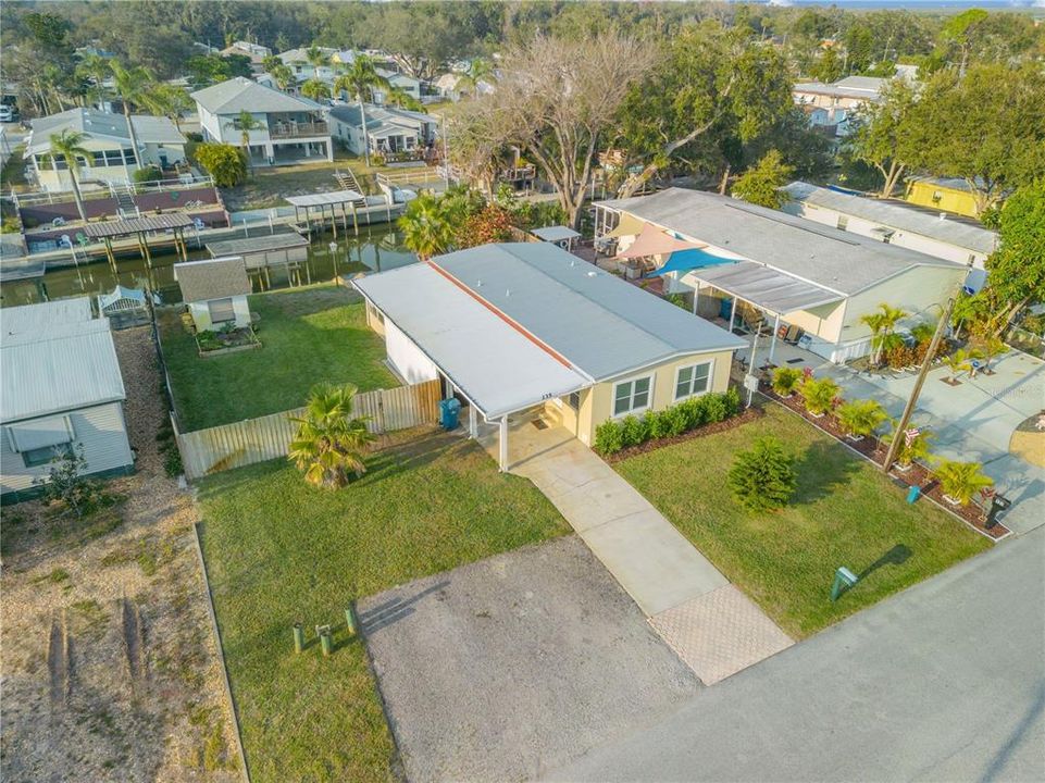 合同活跃: $410,000 (2 贝兹, 2 浴室, 1176 平方英尺)