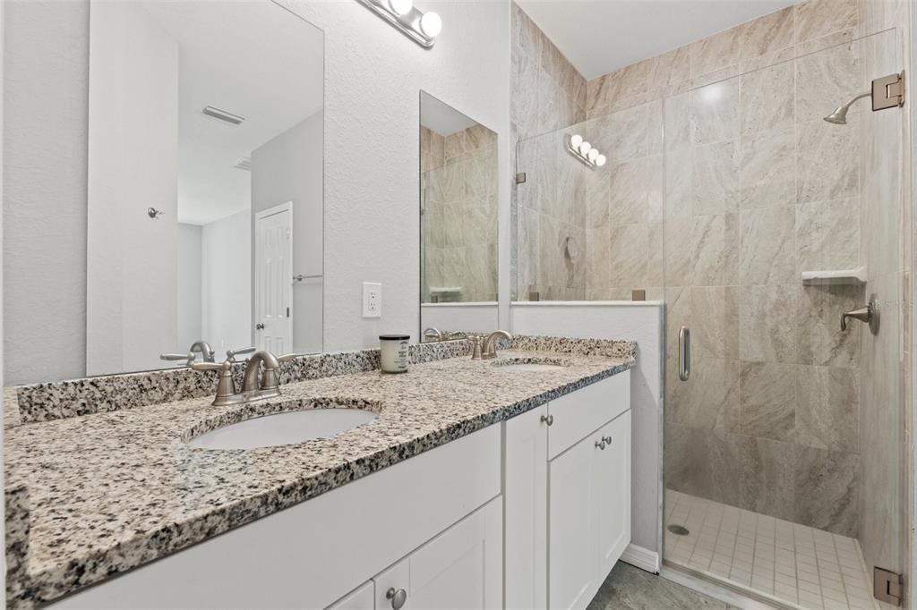 For Sale: $354,900 (3 beds, 2 baths, 1588 Square Feet)