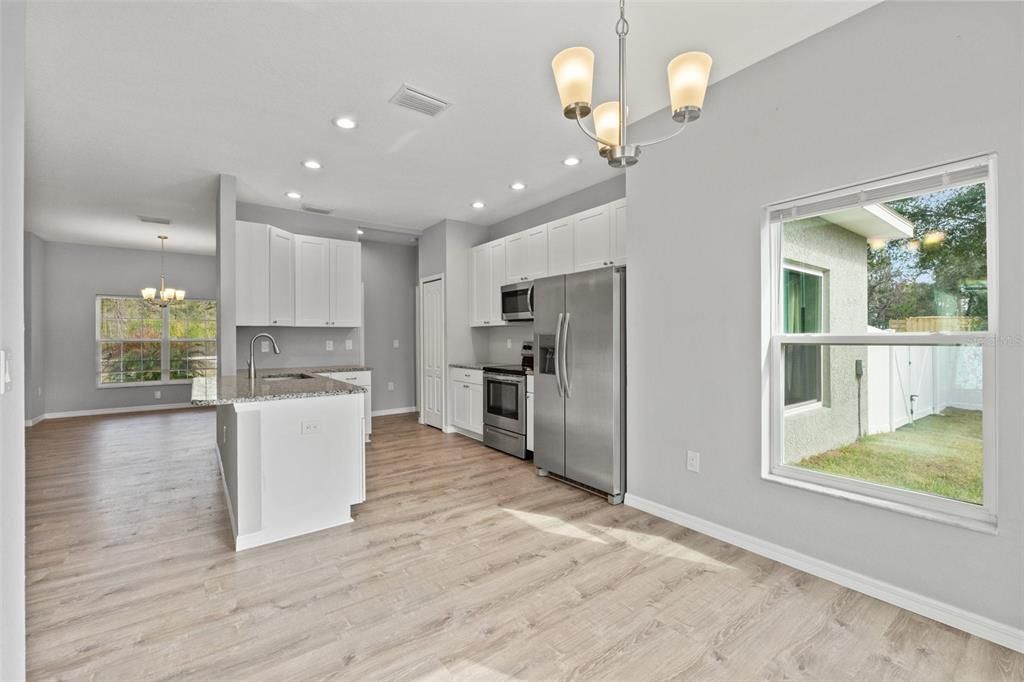 For Sale: $354,900 (3 beds, 2 baths, 1588 Square Feet)