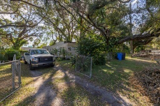 Recently Sold: $311,000 (2 beds, 1 baths, 728 Square Feet)