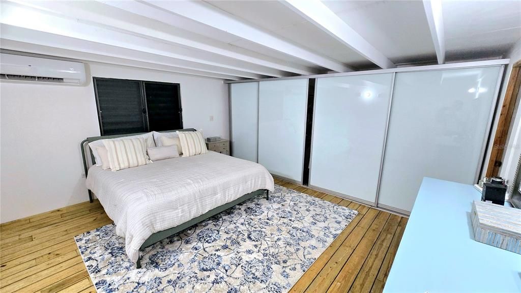 待售: $995,000 (0 贝兹, 0 浴室, 0 平方英尺)