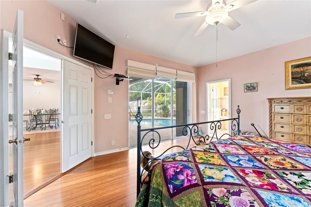 Active With Contract: $850,000 (4 beds, 3 baths, 3659 Square Feet)