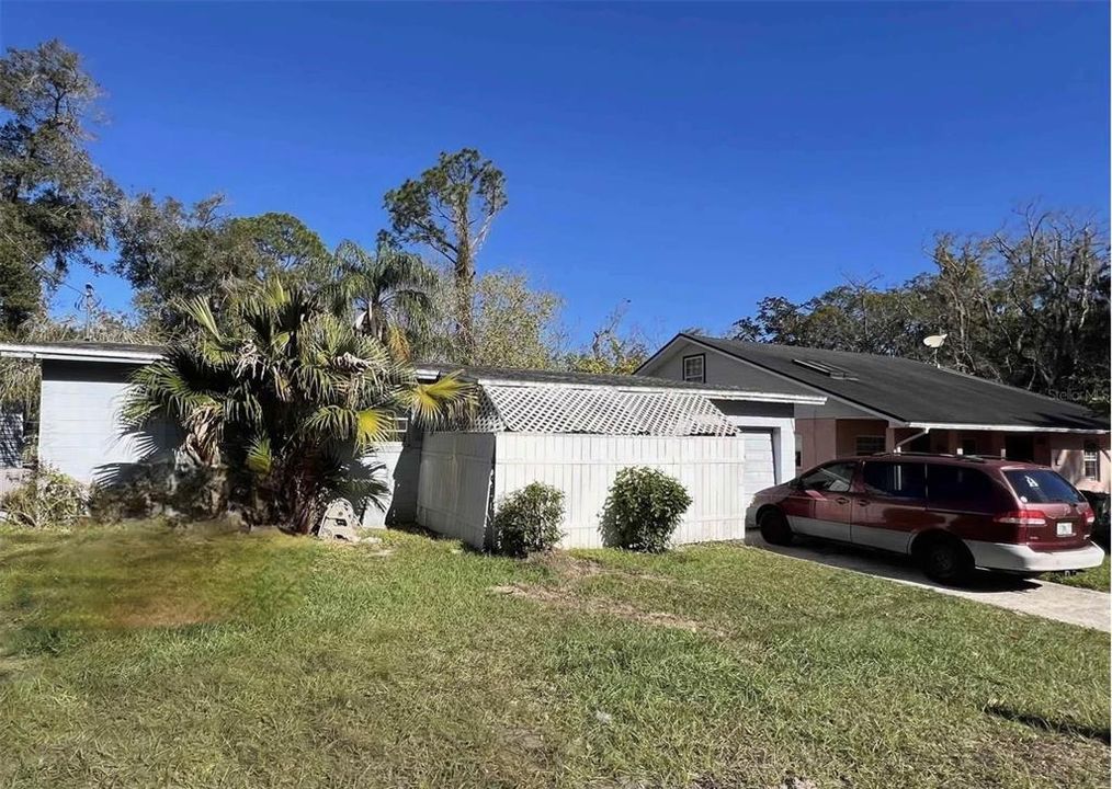 Recently Sold: $225,000 (2 beds, 1 baths, 1032 Square Feet)