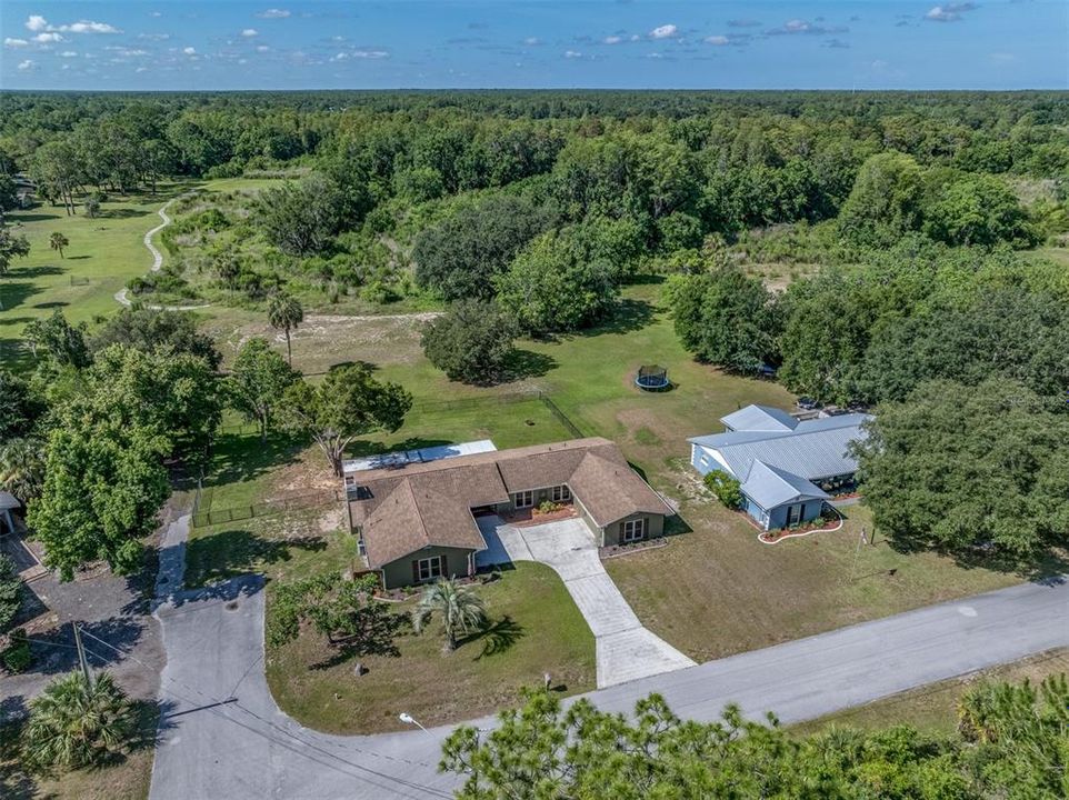 Recently Sold: $364,900 (3 beds, 3 baths, 2196 Square Feet)