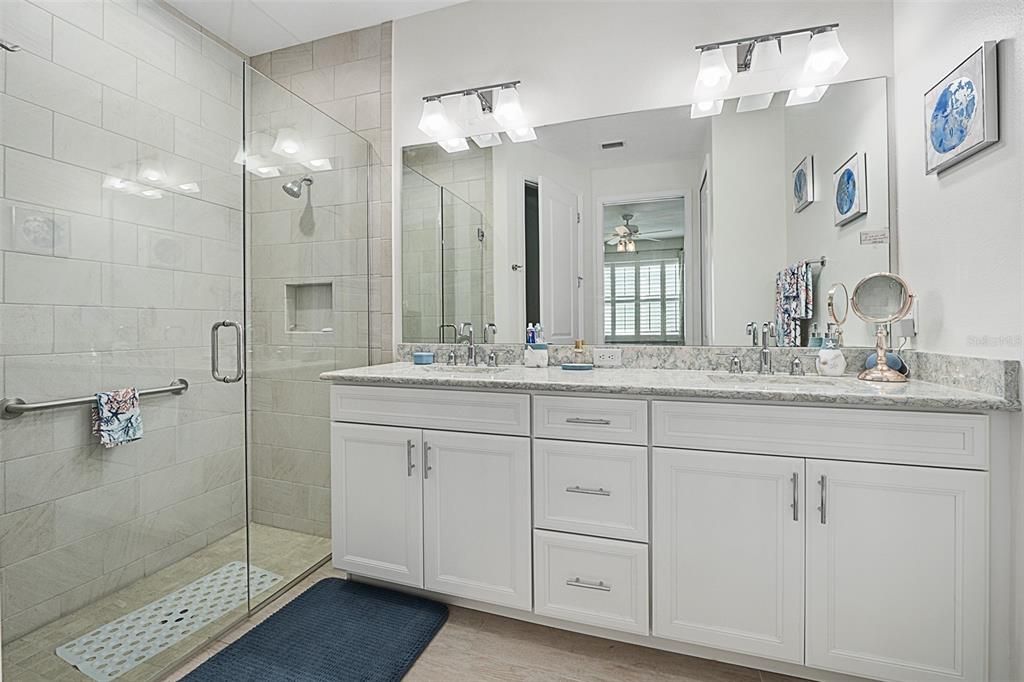 Active With Contract: $379,000 (2 beds, 2 baths, 1308 Square Feet)