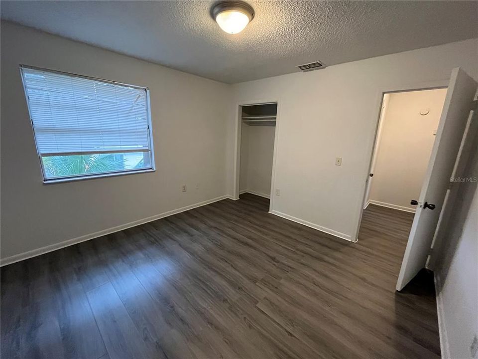 На продажу: $629,000 (8 спален, 0 ванн, 3936 Квадратных фут)