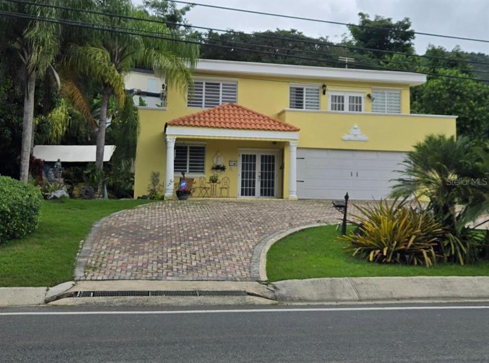 Recently Sold: $498,000 (4 beds, 2 baths, 3200 Square Feet)