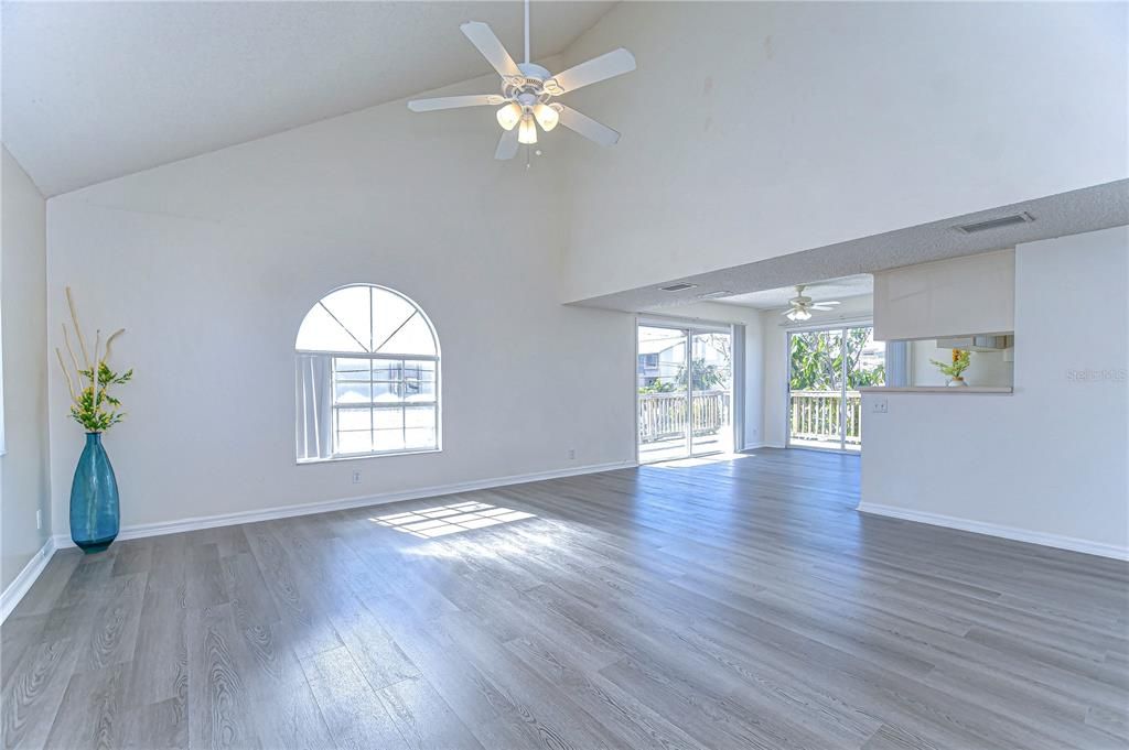 En Venta: $1,275,000 (6 camas, 0 baños, 3000 Pies cuadrados)