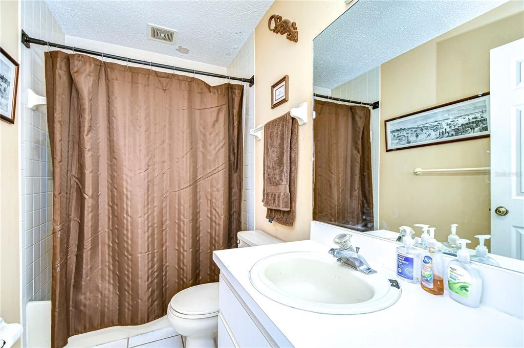 En Venta: $1,275,000 (6 camas, 0 baños, 3000 Pies cuadrados)