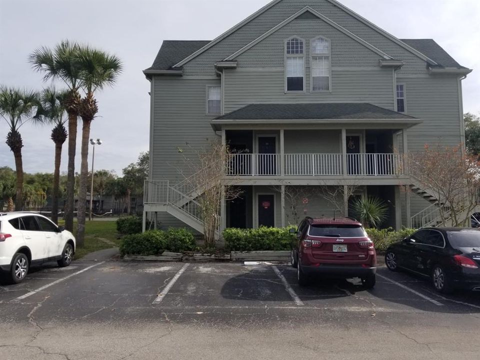 Recently Rented: $1,690 (2 beds, 2 baths, 943 Square Feet)