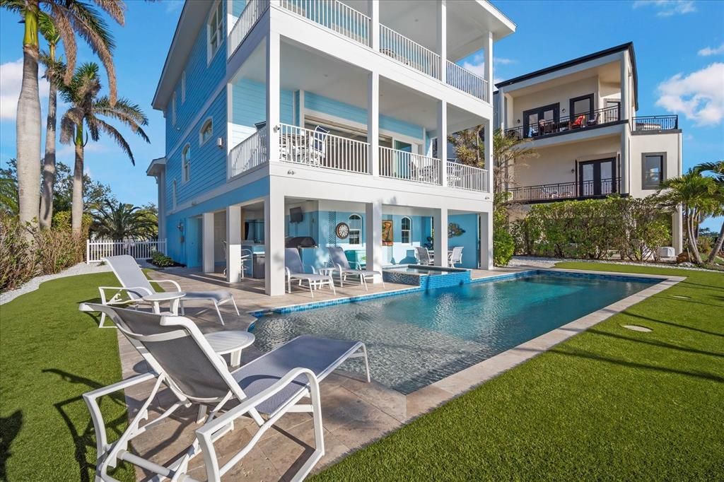 En Venta: $3,399,000 (4 camas, 3 baños, 2798 Pies cuadrados)