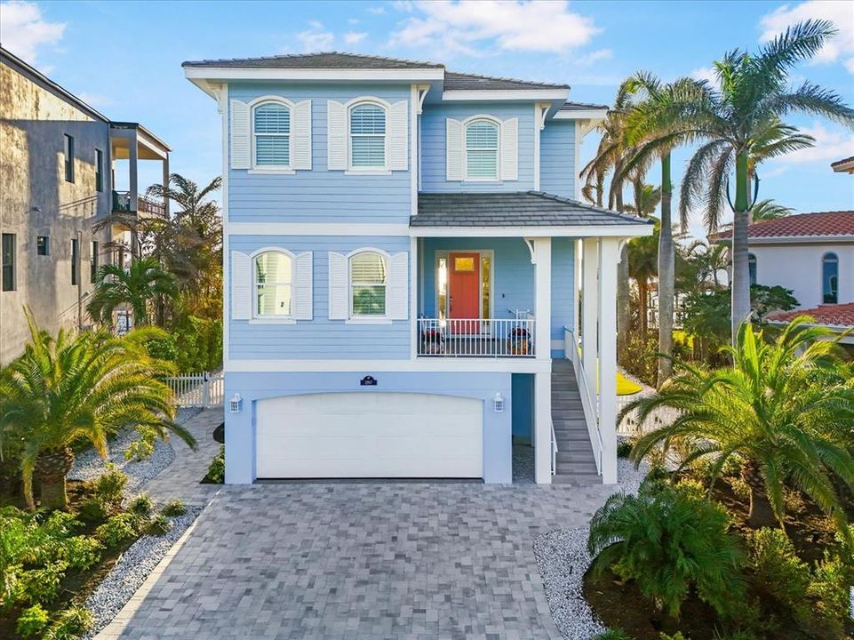 En Venta: $3,399,000 (4 camas, 3 baños, 2798 Pies cuadrados)