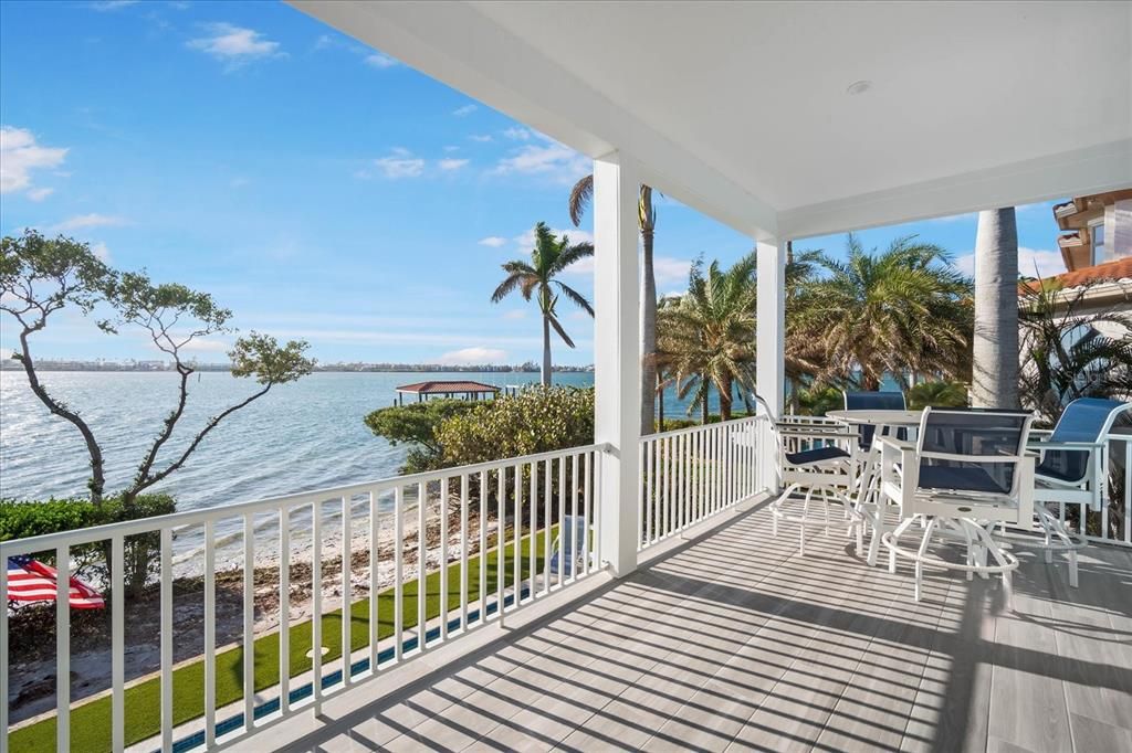 En Venta: $3,399,000 (4 camas, 3 baños, 2798 Pies cuadrados)