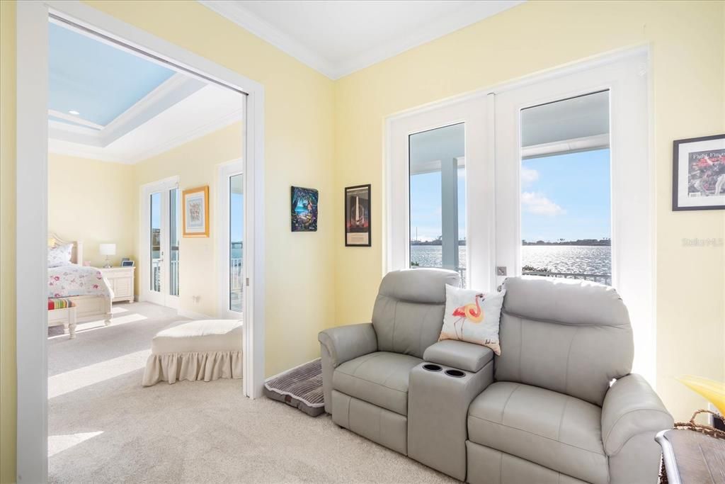 En Venta: $3,399,000 (4 camas, 3 baños, 2798 Pies cuadrados)