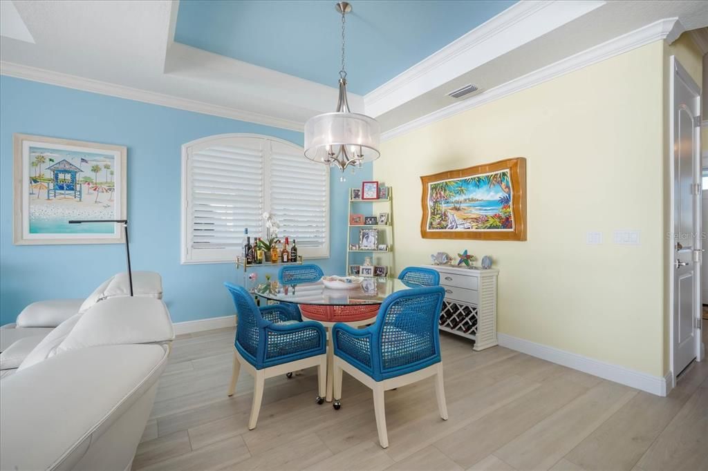 En Venta: $3,399,000 (4 camas, 3 baños, 2798 Pies cuadrados)