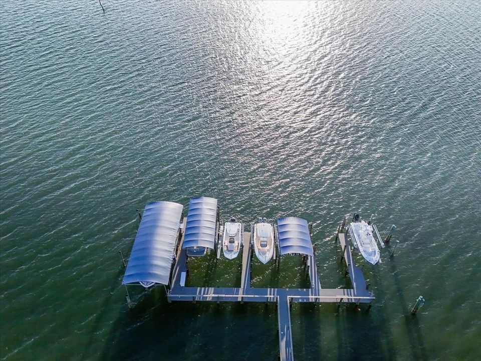 En Venta: $3,399,000 (4 camas, 3 baños, 2798 Pies cuadrados)