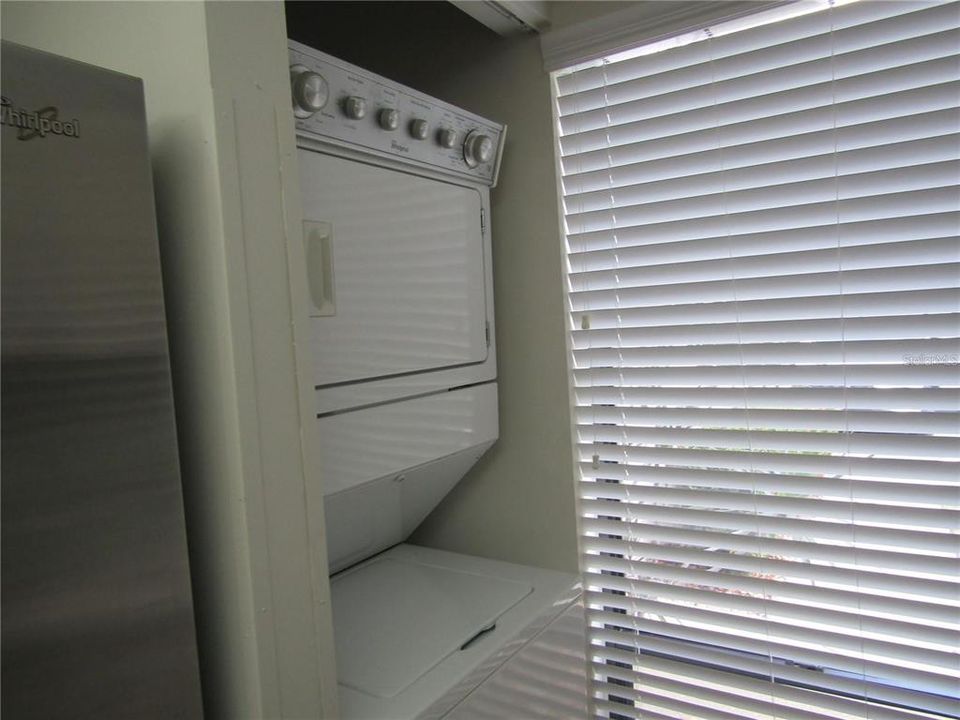 Activo con contrato: $1,600 (1 camas, 1 baños, 789 Pies cuadrados)