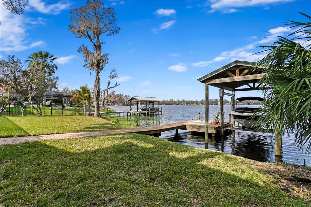 Active With Contract: $1,995,000 (5 beds, 4 baths, 6184 Square Feet)