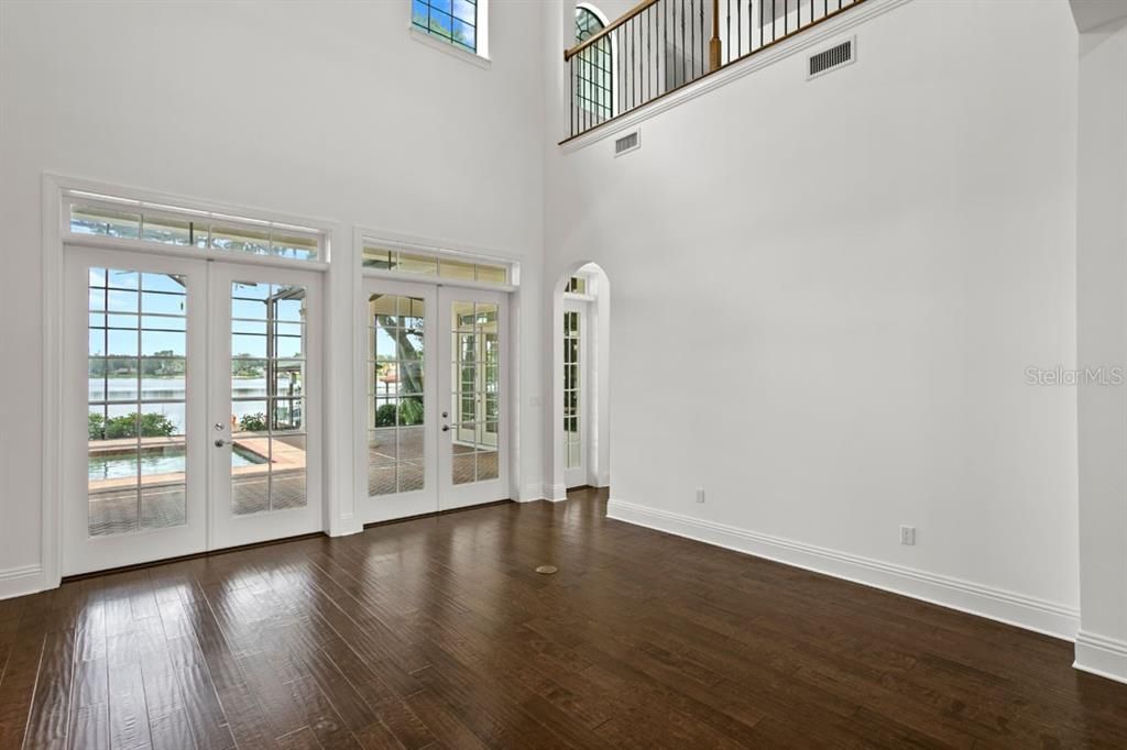 Active With Contract: $1,995,000 (5 beds, 4 baths, 6184 Square Feet)