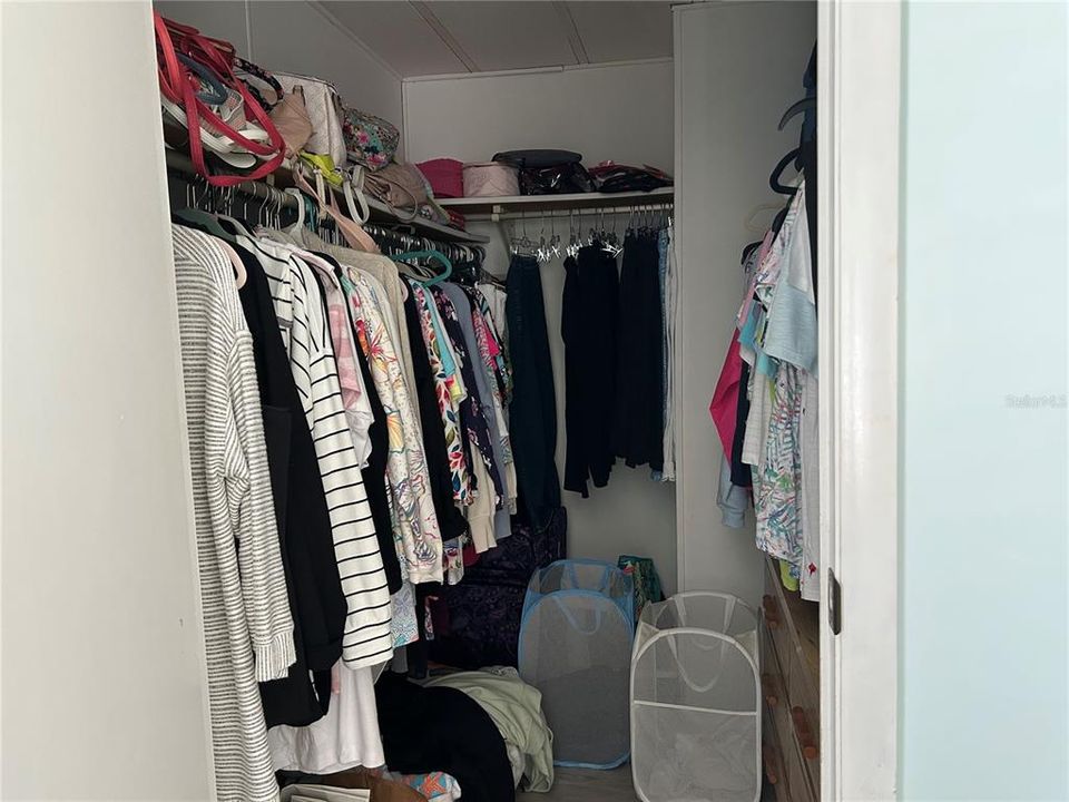 Activo con contrato: $163,900 (2 camas, 2 baños, 1056 Pies cuadrados)