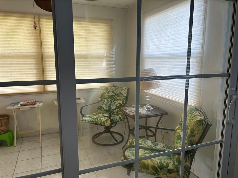 Activo con contrato: $163,900 (2 camas, 2 baños, 1056 Pies cuadrados)