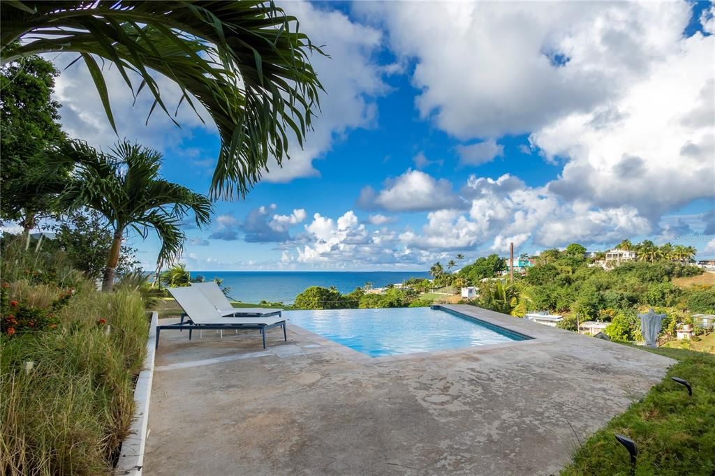 Recently Sold: $695,000 (2 beds, 2 baths, 1200 Square Feet)