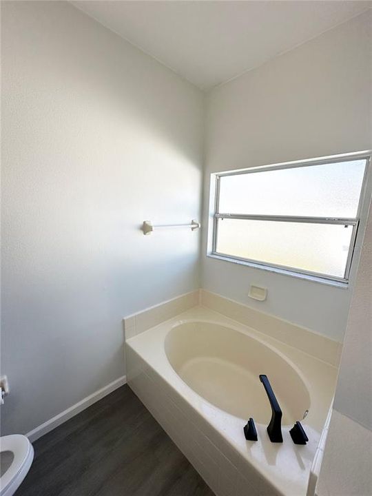 В аренду: $2,100 (3 спален, 2 ванн, 1800 Квадратных фут)