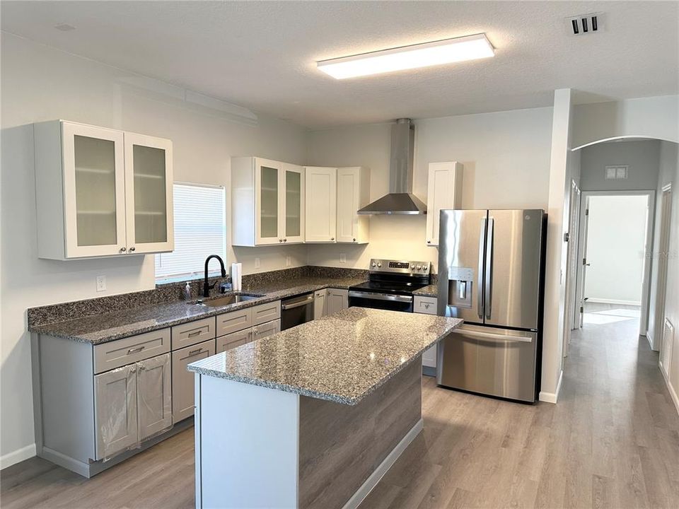 В аренду: $2,100 (3 спален, 2 ванн, 1800 Квадратных фут)