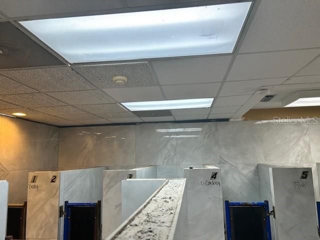 На продажу: $1,200,000 (0 спален, 0 ванн, 2580 Квадратных фут)