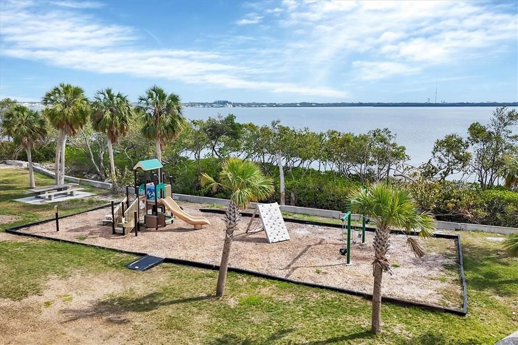 En Venta: $875,000 (3 camas, 2 baños, 1568 Pies cuadrados)