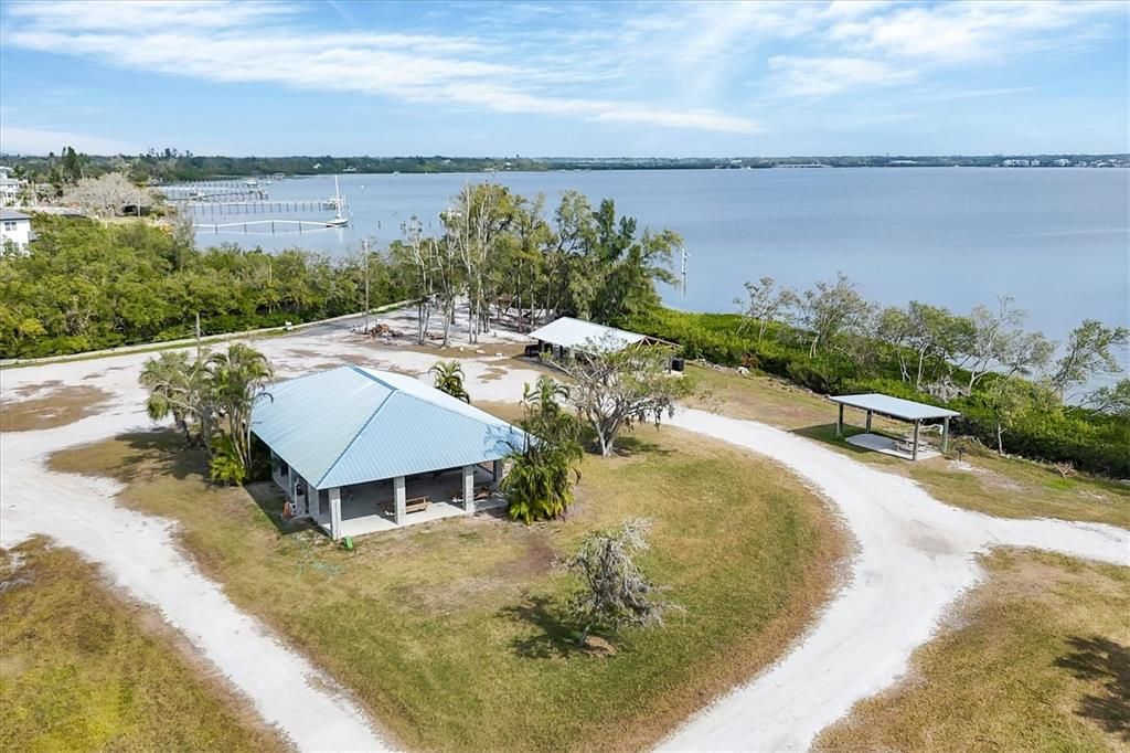 En Venta: $875,000 (3 camas, 2 baños, 1568 Pies cuadrados)