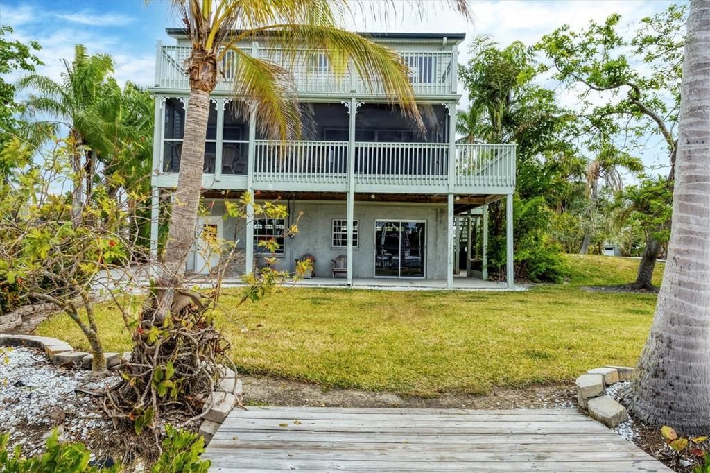 En Venta: $875,000 (3 camas, 2 baños, 1568 Pies cuadrados)