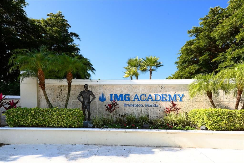 Active With Contract: $1,595,000 (3 beds, 3 baths, 2301 Square Feet)