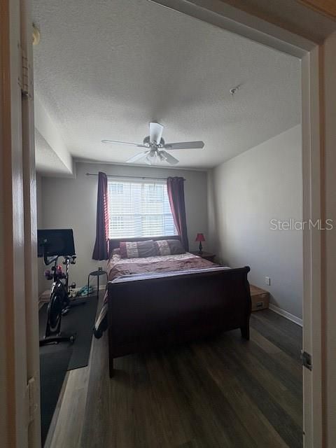 Под контрактом: $2,900 (2 спален, 2 ванн, 1245 Квадратных фут)