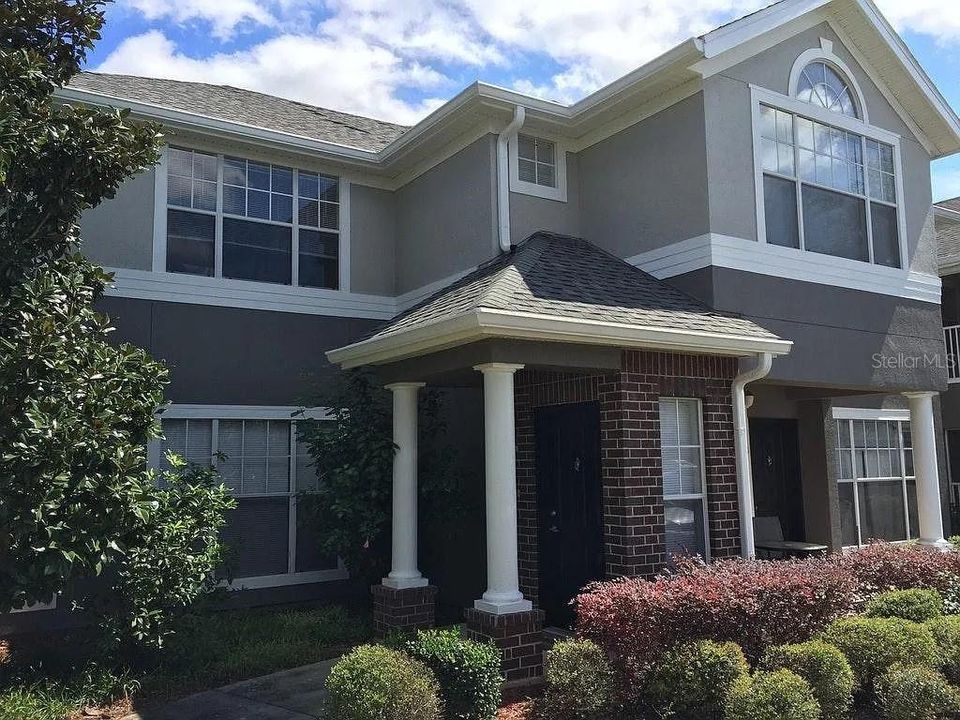 Recently Rented: $1,399 (1 beds, 1 baths, 915 Square Feet)